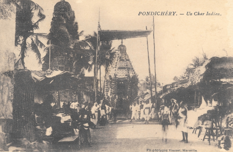 11-08 - Pondichery - rue et char